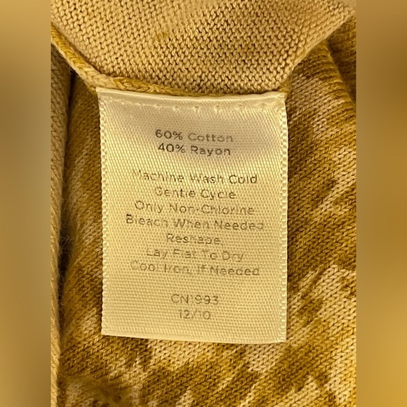 Talbots
Gold Sequin Buttoned Blouse - Picture 4 of 4